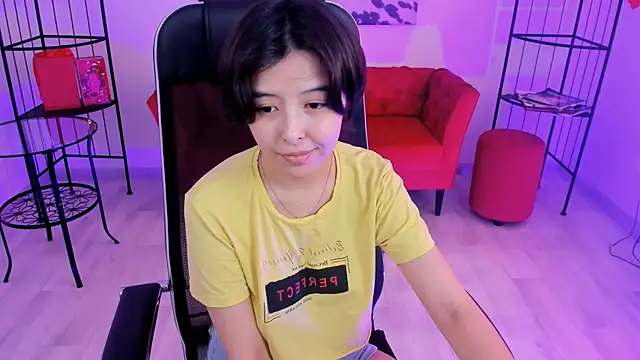 Snapshot of SirenMystiq chatting on 07-20-26, 10:39 SirenMystiq online show from 07-20-26, 10:39