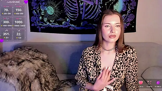 XxxCosmicBitch online show from 12-17-25, 07:58