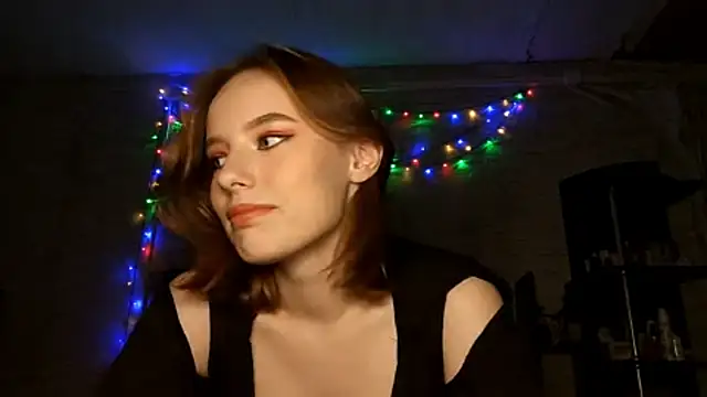 deep eyes online show from 12-17-25, 04:02