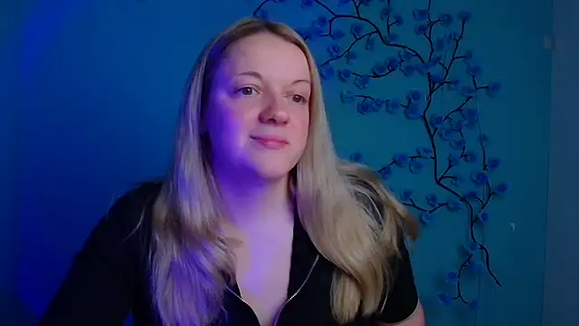 Samantha Gloww online show from 12-14-25, 01:16