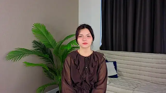NyraVesperis online show from 03-25-26, 03:07