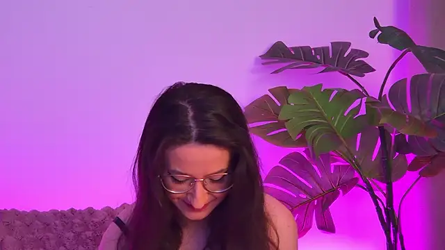 TheaMalekoo online show from 03-19-26, 08:07