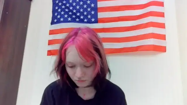 Shine Luna online show from 02-26-26, 10:42