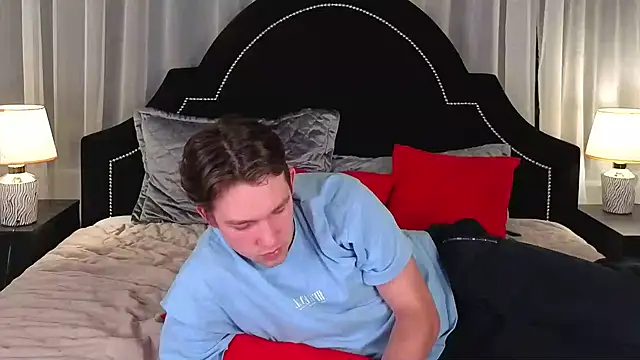 JamesRaww online show from 12-15-25, 04:44