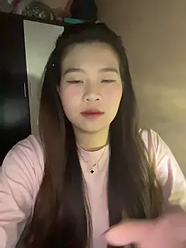 Bae1103  online show from 12-19-25, 05:20