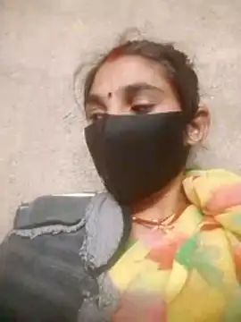 Snapshot of Laxmi9090 chatting on 02-09-26, 03:49 Laxmi9090 online show from 02-09-26, 03:49