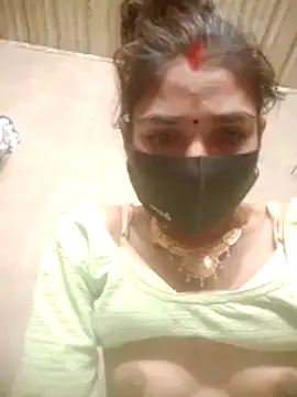 Snapshot of Laxmi9090 chatting on 02-13-26, 04:36 Laxmi9090 online show from 02-13-26, 04:36