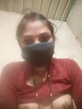 Snapshot of Laxmi9090 chatting on 02-16-26, 02:35 Laxmi9090 online show from 02-16-26, 02:35