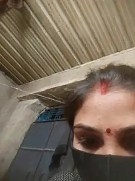 Snapshot of Laxmi9090 chatting on 02-18-26, 02:57 Laxmi9090 online show from 02-18-26, 02:57