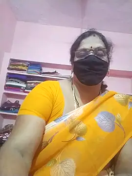 Snapshot of sarala_telugu chatting on 06-27-26, 04:23 sarala telugu online show from 06-27-26, 04:23