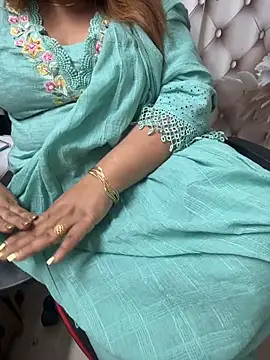 butterflyslay online show from 04-09-26, 06:19