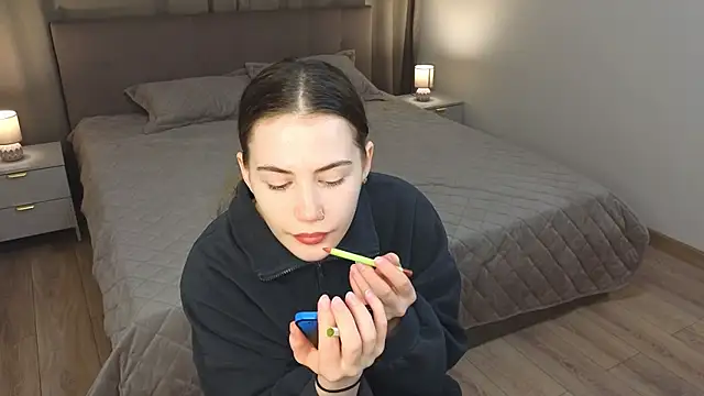 LouieRemeder online show from 12-20-25, 04:19