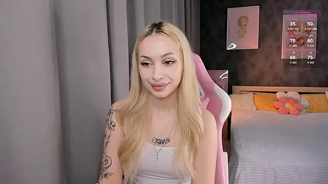 LanaMiracle online show from 03-02-26, 05:08