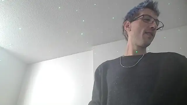 Snapshot of AskAveryAnything chatting on 12-22-25, 12:18 AskAveryAnything online show from 12-22-25, 12:18