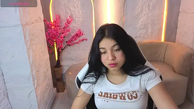 Sofi Adams Tx online show from 12-20-25, 12:56