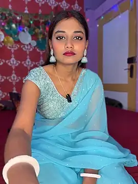Snapshot of Sweet-priyaa chatting on 05-21-26, 05:09 Sweet-priyaa online show from 05-21-26, 05:09