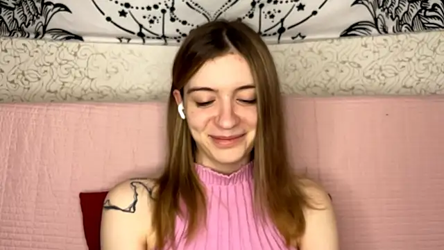 Shining Robi online show from 03-28-26, 01:11