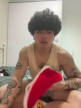 cutestpenis online show from 12-21-25, 02:24