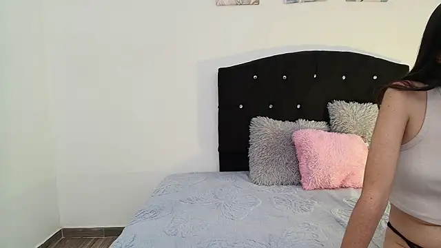 Snapshot of Mimi_Glow chatting on 02-09-26, 06:23 Mimi Glow online show from 02-09-26, 06:23