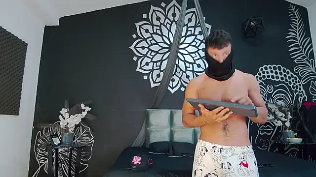 MagnusKnight  online show from 01-14-26, 01:17