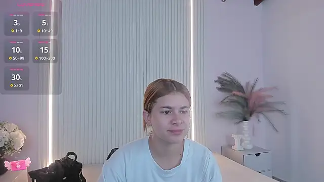 VivianOwen9 online show from 03-05-26, 12:34