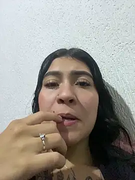 MiaFox 03 online show from 04-17-26, 02:47