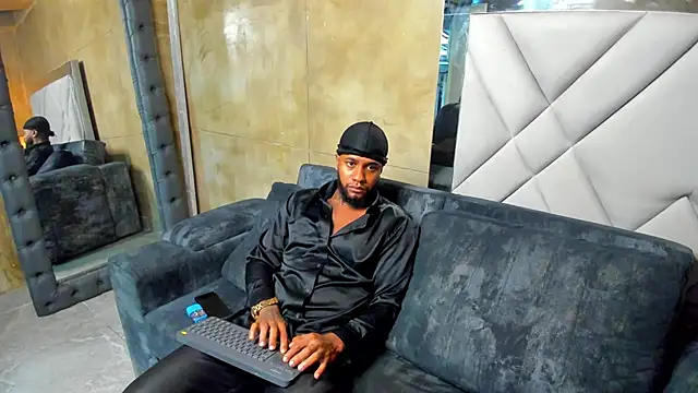 Snapshot of jay_jhonson01 chatting on 12-22-25, 03:47 jay jhonson01 online show from 12-22-25, 03:47