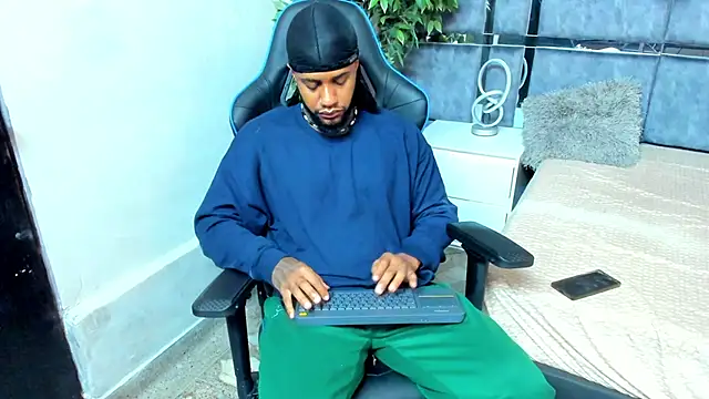 Snapshot of jay_jhonson01 chatting on 02-26-26, 06:12 jay jhonson01 online show from 02-26-26, 06:12