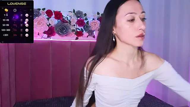 BellaNight online show from 12-16-25, 05:01