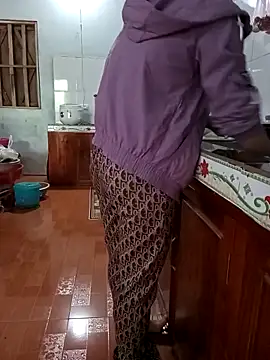 SweetBerry-91 online show from 12-15-25, 01:43