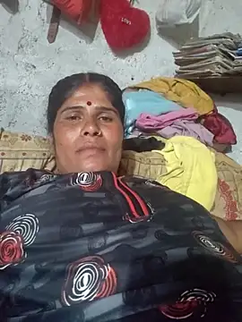 Snapshot of Mahi_bigg chatting on 02-28-26, 12:06 Mahi bigg online show from 02-28-26, 12:06