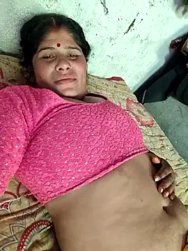 Snapshot of Mahi_bigg chatting on 03-02-26, 07:15 Mahi bigg online show from 03-02-26, 07:15