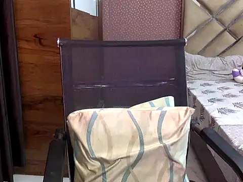 snehaa89 online show from 12-23-25, 05:05