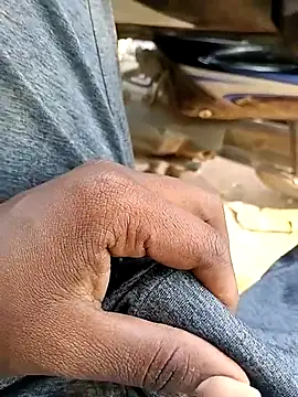 Snapshot of loki-king-143 chatting on 02-26-26, 05:06 loki-king-143 online show from 02-26-26, 05:06