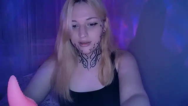 AlexaLaRose2 online show from 12-14-25, 09:19