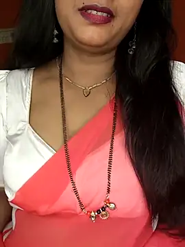 Snapshot of Rachu_love chatting on 06-17-26, 06:49 Rachu love online show from 06-17-26, 06:49