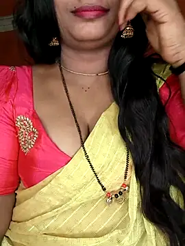 Snapshot of Rachu_love chatting on 06-19-26, 05:28 Rachu love online show from 06-19-26, 05:28