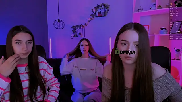 mila firee online show from 04-06-26, 08:59