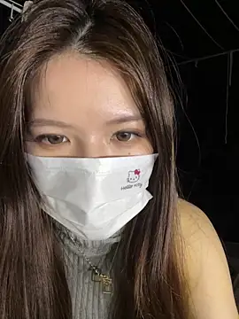 Snapshot of Momochen8839 chatting on 02-28-26, 10:27 Momochen8839 online show from 02-28-26, 10:27