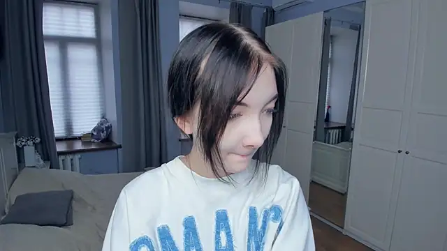 JanettVeld online show from 12-22-25, 09:50