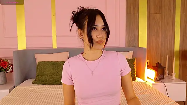 BrendaFlowery online show from 02-03-26, 05:07