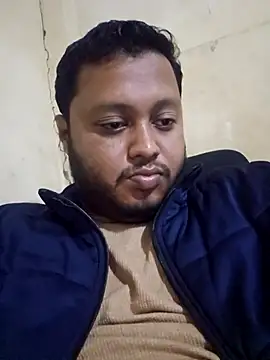 Snapshot of SHARIF12123 chatting on 12-15-25, 12:53 SHARIF12123 online show from 12-15-25, 12:53