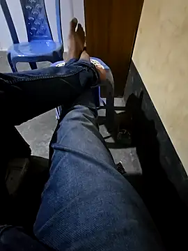 Snapshot of SHARIF12123 chatting on 01-10-26, 07:54 SHARIF12123 online show from 01-10-26, 07:54