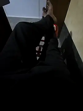 SHARIF12123 online show from 03-28-26, 05:45