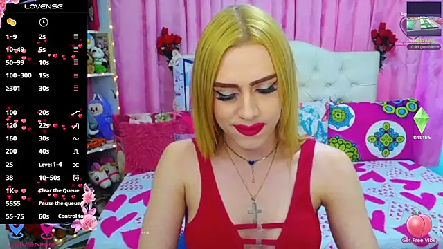 Snapshot of golden_girl01 chatting on 04-30-26, 10:36 golden girl01 online show from 04-30-26, 10:36