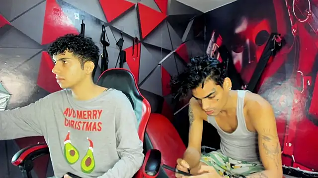 Hot Boys Without Limits online show from 01-08-26, 04:04