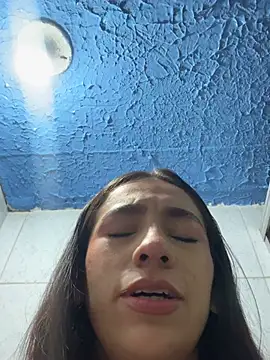 lunaluxury22 online show from 03-08-26, 01:04