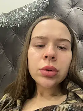 Nicole Loving online show from 12-14-25, 11:09