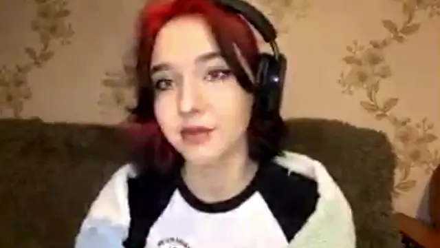 EmilyVeiro online show from 01-15-26, 05:38