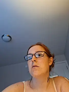 Snapshot of redremmi chatting on 02-16-26, 11:23 redremmi online show from 02-16-26, 11:23